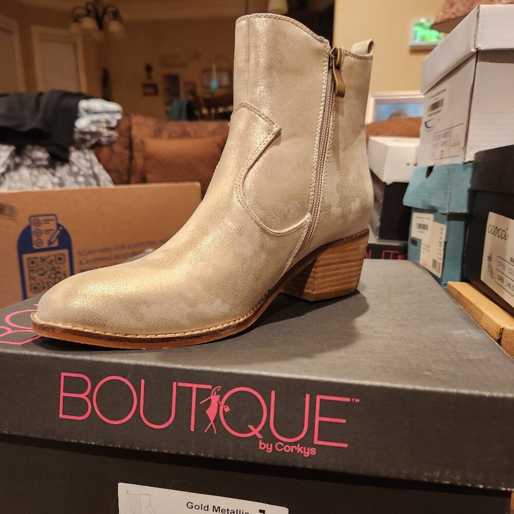 Corkys Gold Metallic Starboard Booties